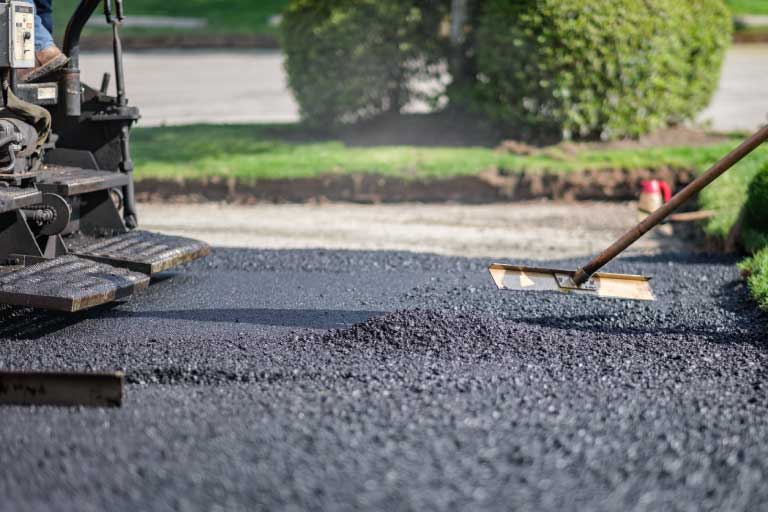 Asphalt Driveway Lifespan In Snowy Regions: Factors, Maintenance, And Mix Design